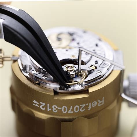 mantenimiento rolex precio|rolex watch maintenance cost.